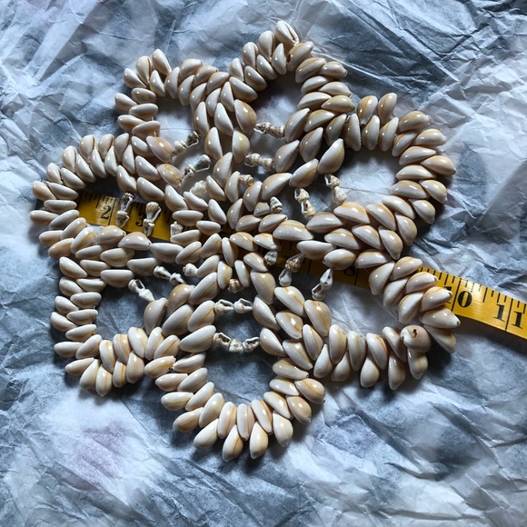 π Doilies, Sea Shells, Set of 2 π - Picture 4 of 16